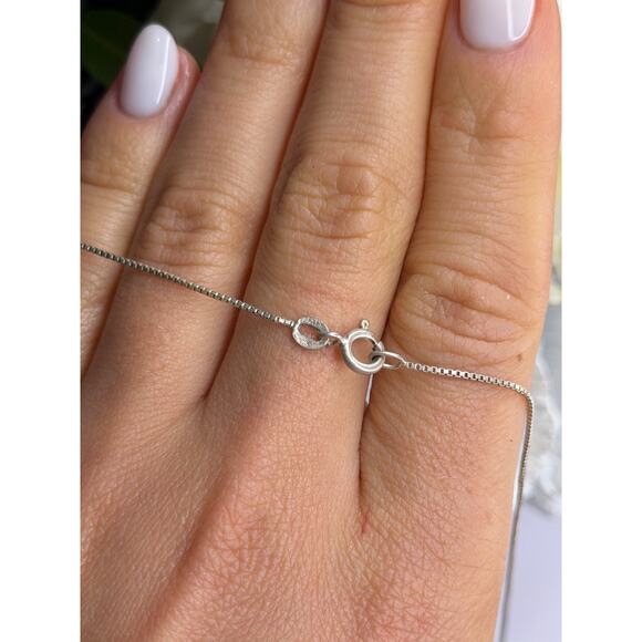 il_fullxfull.5912575986_nxyt.jpg 925 Sterling Silver Gold Plated Heart & Dolphins Necklace Length 18 in